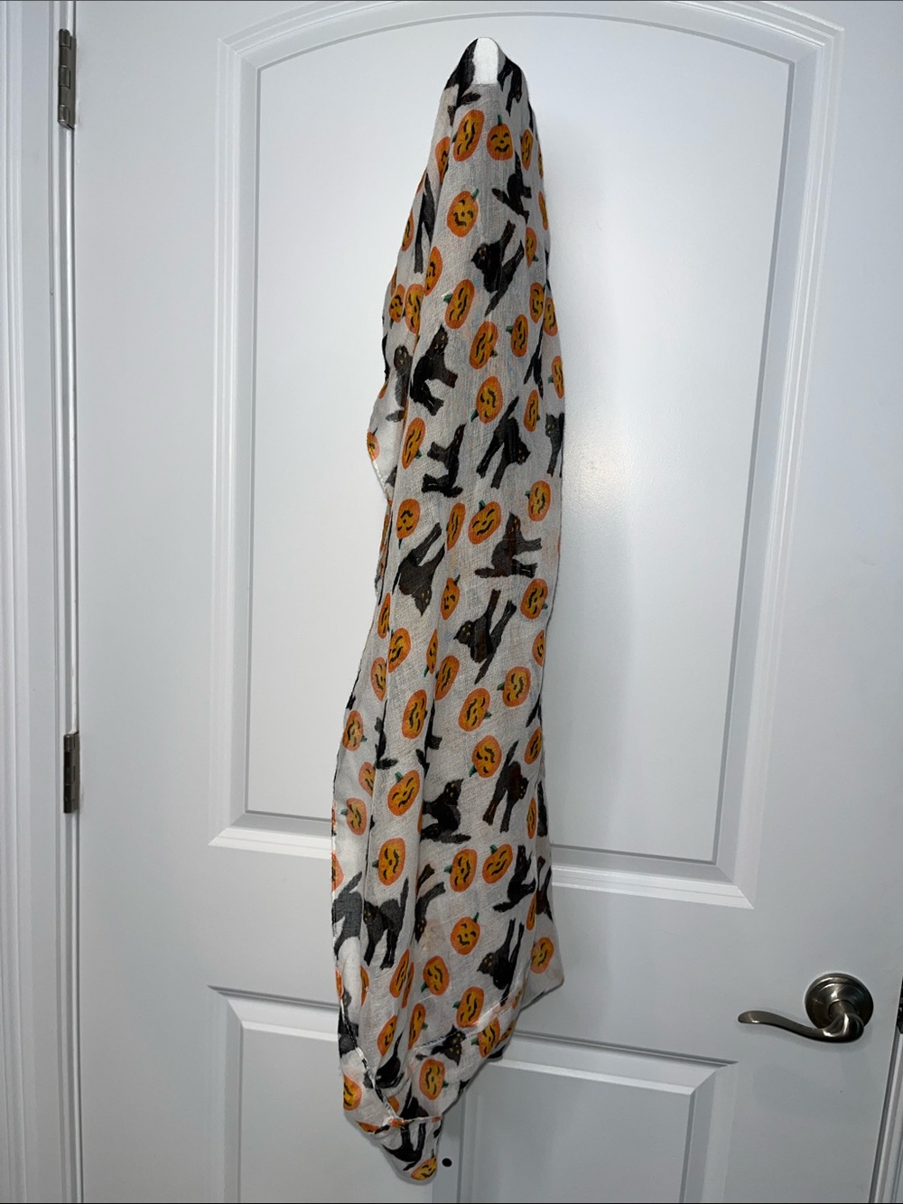 Halloween Pumpkin & Black Cat Print Women's Infinity Scarf - White/Orange/Black
